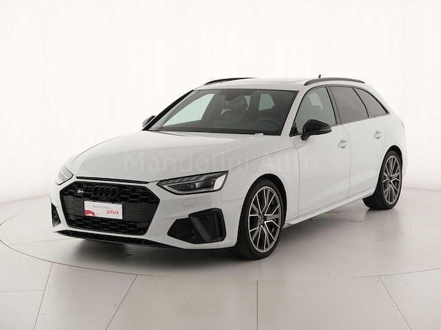 Bianco ghiaccio metallizzato Usata 2022 Audi A4 Sport Station wagon | 44.900 € (Molto cara) - Immagine 1/4