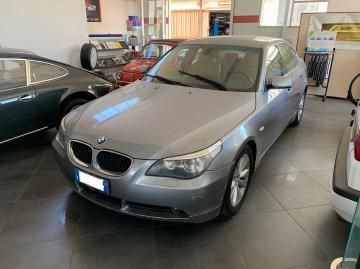 Usata BMW 530 218 CV (160 kW) 2005 Grigio Berlina