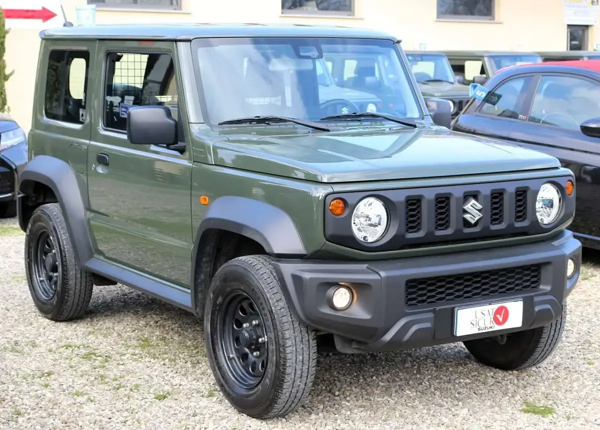 Usata Suzuki Jimny 102 CV (75 kW) 2021 Verde amazzonia SUV
