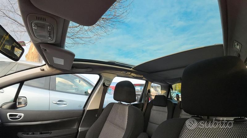 Usata Ford S-MAX S 140 CV (102 kW) 2008 Monovolume