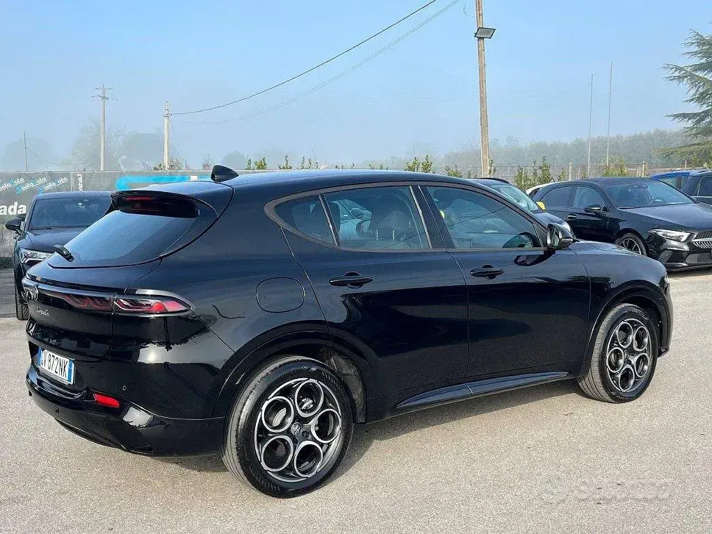 Usata Alfa Romeo Tonale 131 CV (96 kW) 2024 Nero SUV