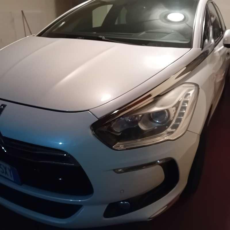 Usata Citroën DS5 163 CV (119 kW) 2014 Bianco Utilitaria