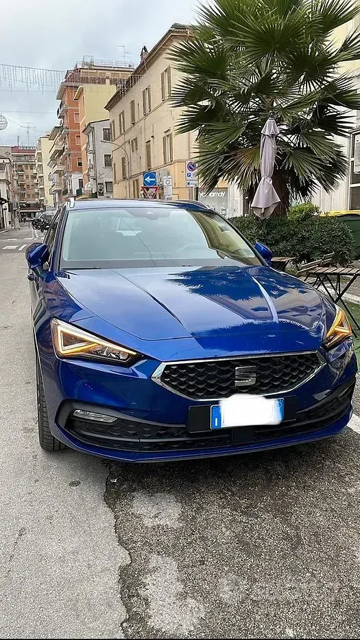 Usata Seat Leon 180 CV (132 kW) 2020 Blu Station wagon