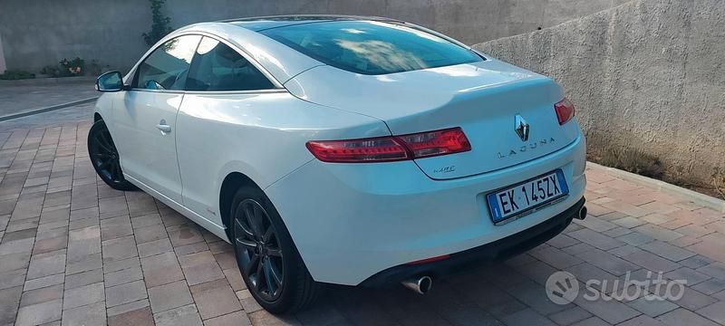 Usata Renault Laguna Coupé 175 CV (128 kW) 2012 Bianco Coupé
