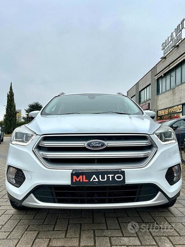 Usata Ford Kuga ST-Line 120 CV (88 kW) 2018 Bianco SUV