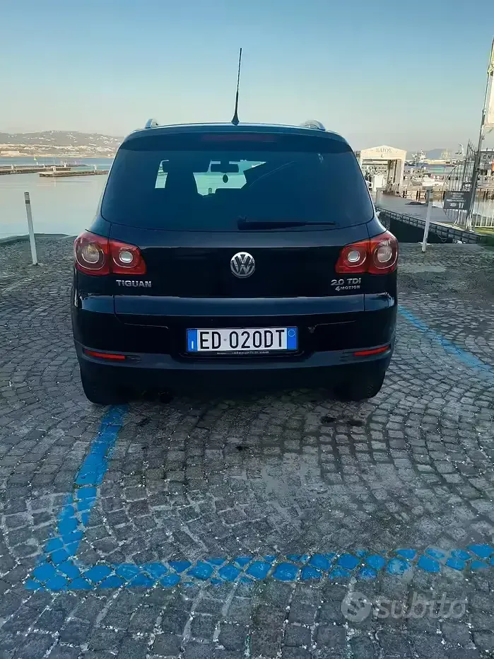 Usata VW Tiguan 140 CV (102 kW) 2011 Nero SUV
