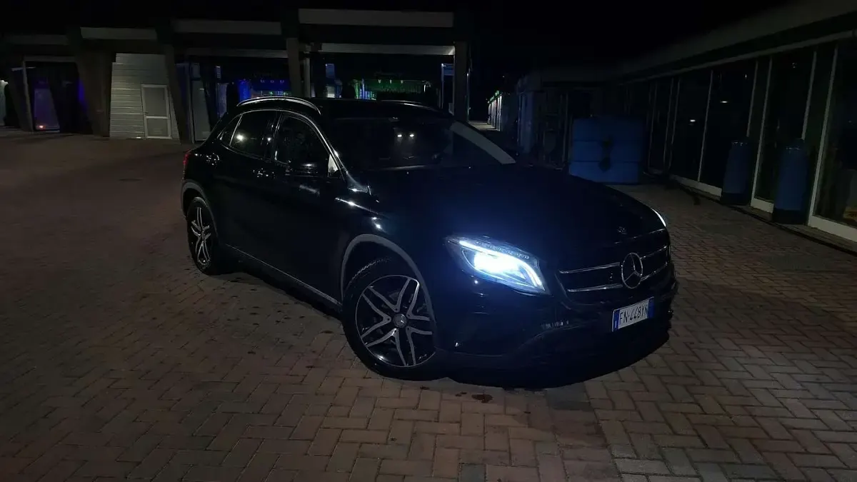 Usata Mercedes GLA200 136 CV (100 kW) 2016 SUV