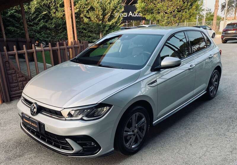 Argento Usata 2022 VW Polo R-line Tre volumi | 14.950 € (Super prezzo) - Immagine 1/4