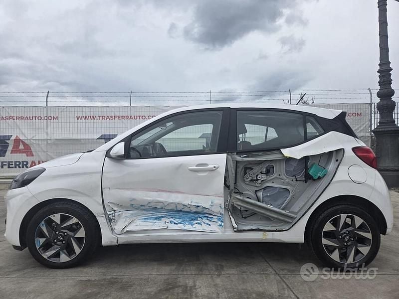 Usata Hyundai i10 2024 Bianco Utilitaria