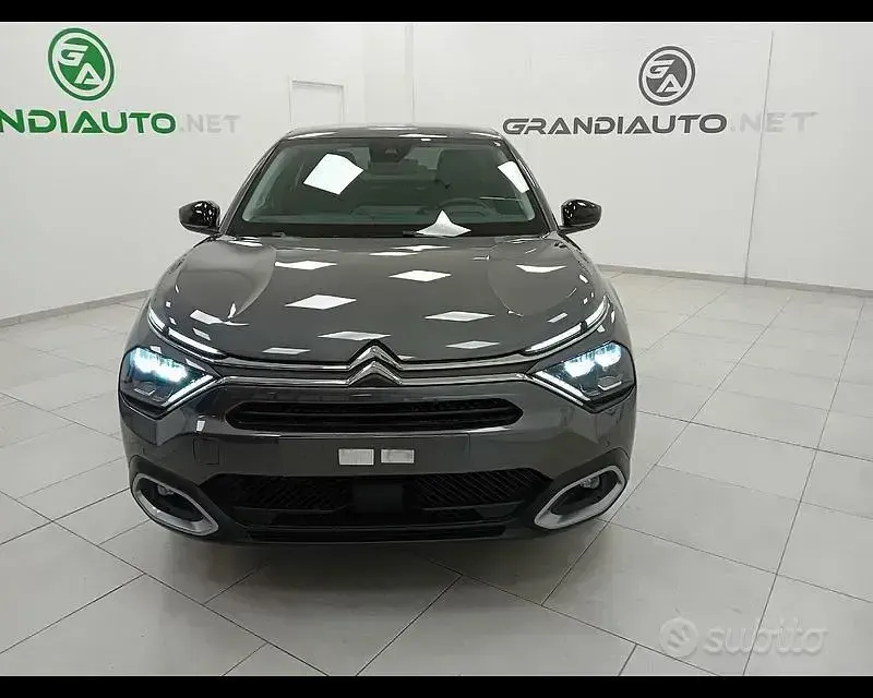 Usata Citroën C4 X Shine 131 CV (96 kW) 2024 Grigio SUV