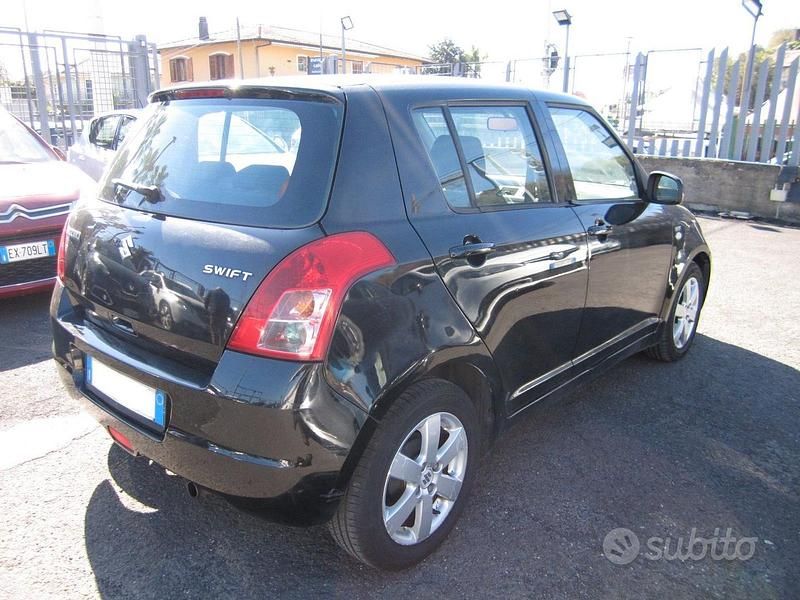 Usata Suzuki Swift 75 CV (55 kW) 2009 Nero Utilitaria