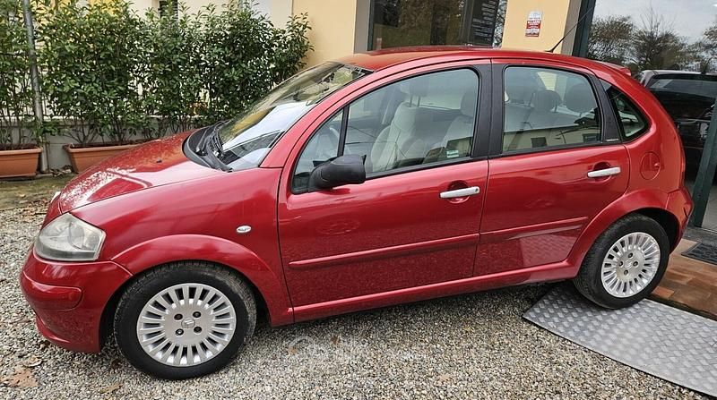 Usata Citroën C3 Elegance 68 CV (50 kW) 2005 Rosso Utilitaria
