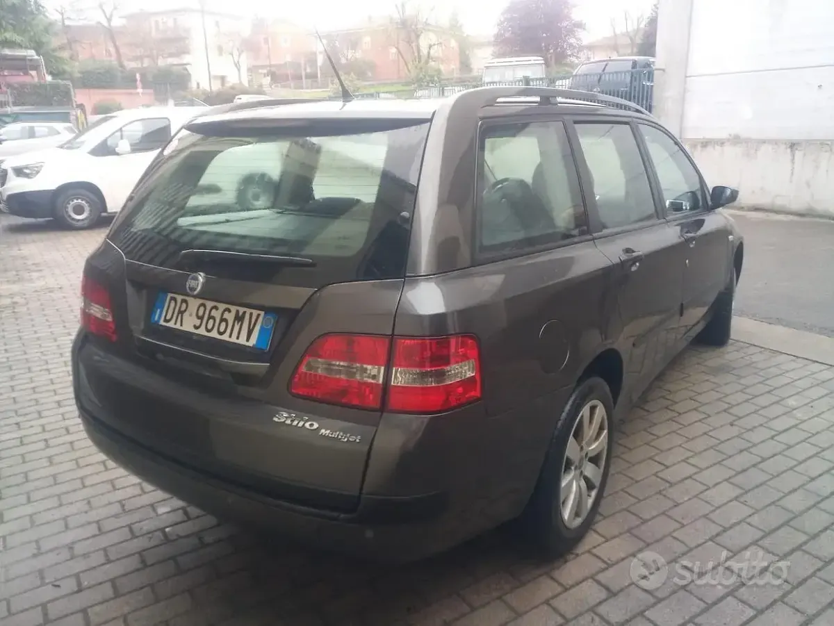 Usata Fiat Stilo Wagon 120 CV (88 kW) 2008 Grigio Station wagon