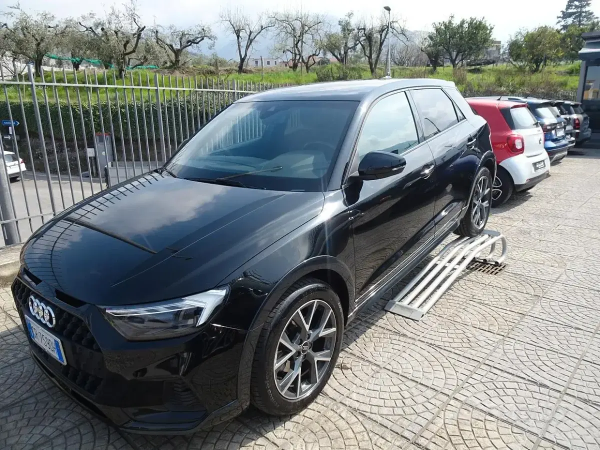 Usata Audi A1 110 CV (80 kW) 2022 Nero SUV