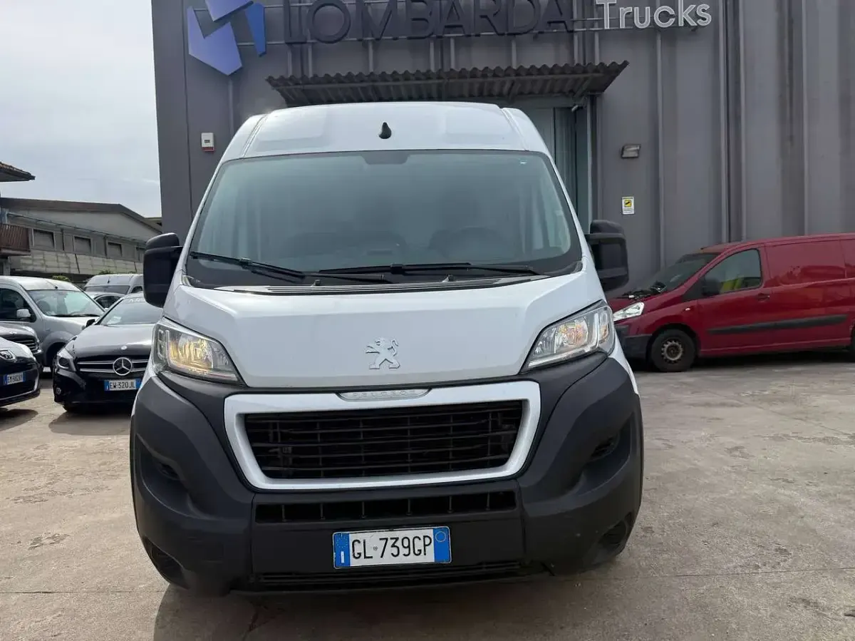 Usata Peugeot Boxer 140 CV (102 kW) 2022 Bianco Furgone