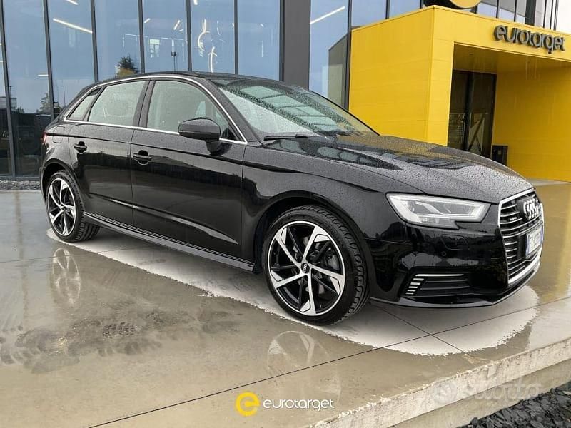 Nero Usata 2020 Audi A3 e-tron Sport Due volumi | 21.500 € (Ottimo prezzo) - Immagine 1/4
