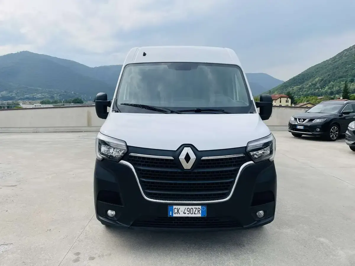 Usata Renault Master 145 CV (106 kW) 2020 Bianco Monovolume