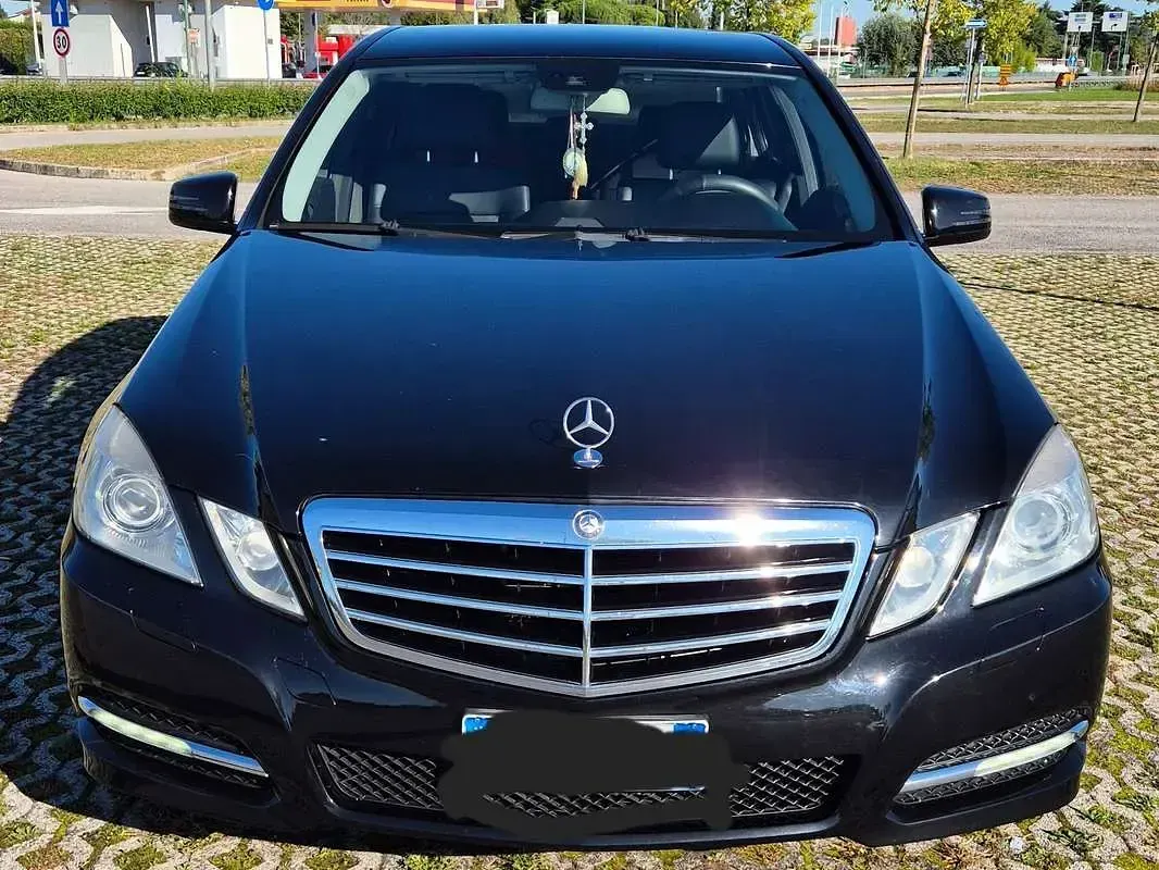 Usata Mercedes E220 Avantgarde 170 CV (125 kW) 2011 Berlina