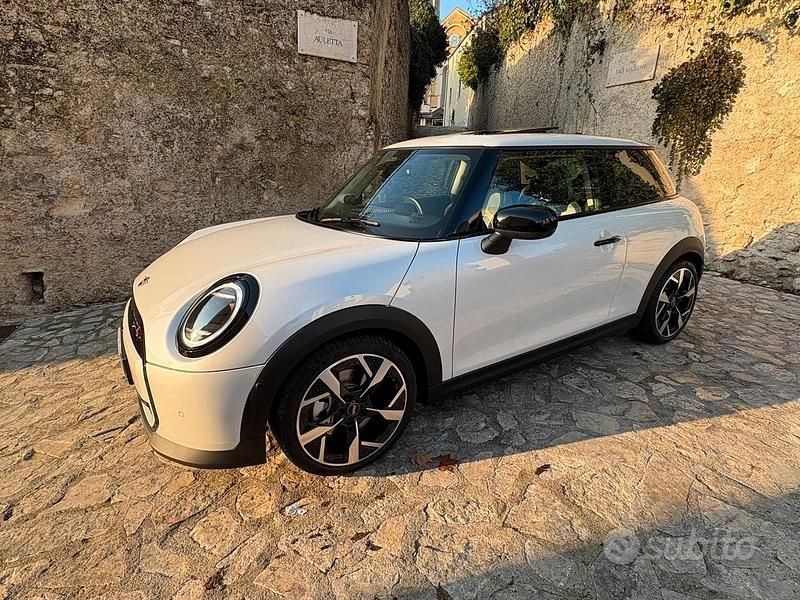 Bianco Usata 2025 Mini Cooper S Due volumi | 30.890 € (Ottimo prezzo) - Immagine 1/4