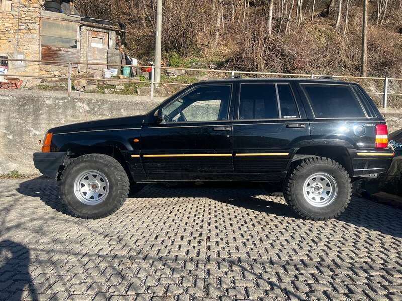 Venduto Jeep Grand Cherokee 4.0 Limit. - auto usate in vendita