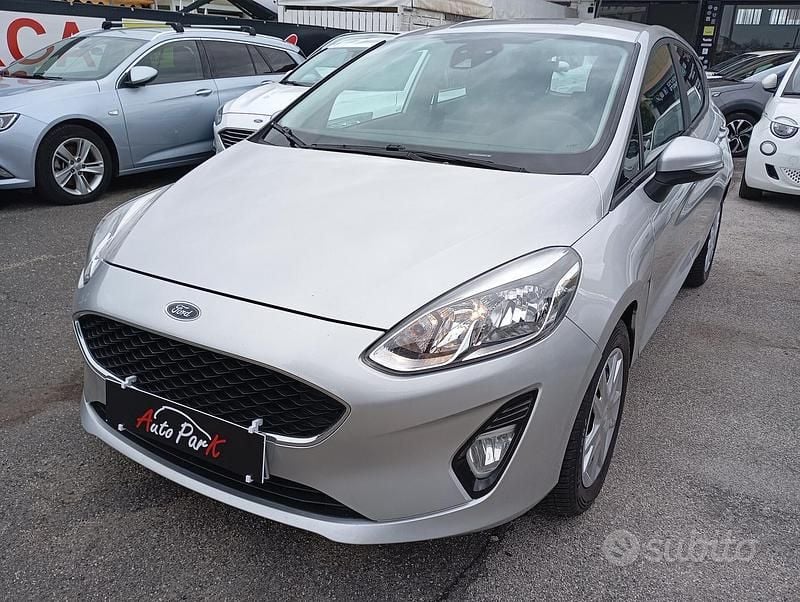 Usata Ford Fiesta 86 CV (63 kW) 2019 Grigio Berlina