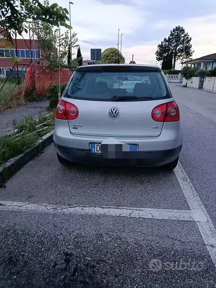 Usata VW Golf VI 140 CV (102 kW) 2008 Grigio Utilitaria