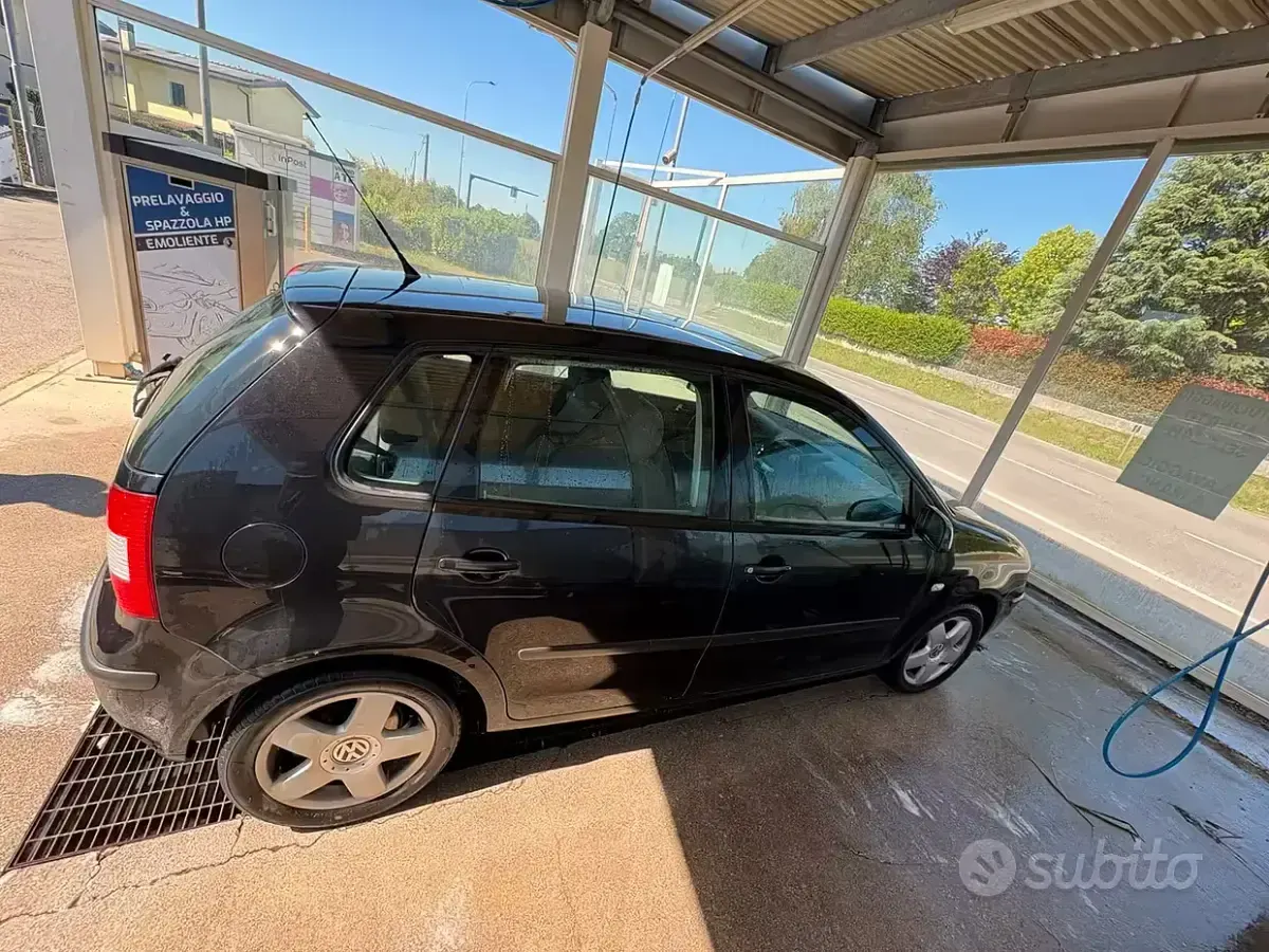 Usata VW Polo 75 CV (55 kW) 2002 Nero Berlina