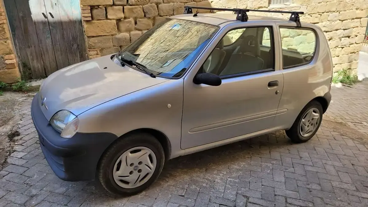 Usata Fiat 600 54 CV (39 kW) 2006 Utilitaria