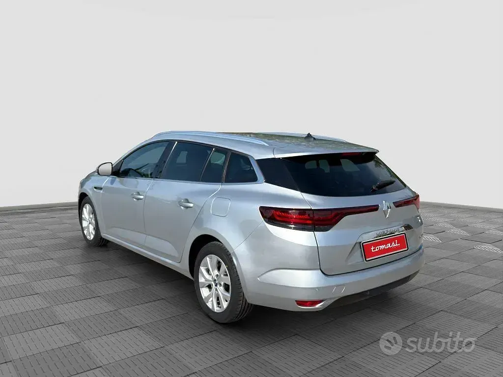 Usata Renault Mégane IV Business 91 CV (66 kW) 2021 Grigio magnete Station wagon