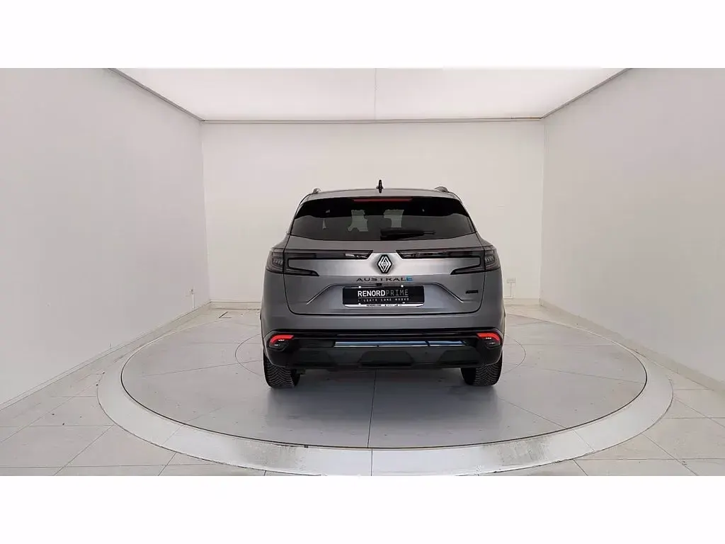 Usata Renault Austral Techno Esprit Alpine 200 CV (147 kW) 2023 Grigio scuro SUV