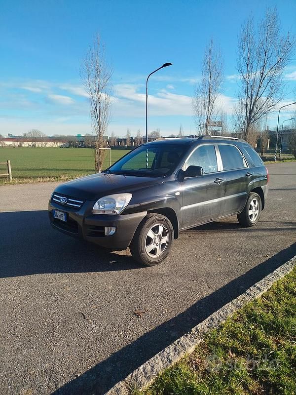 Usata Kia Sportage Active 141 CV (103 kW) 2007 Nero SUV