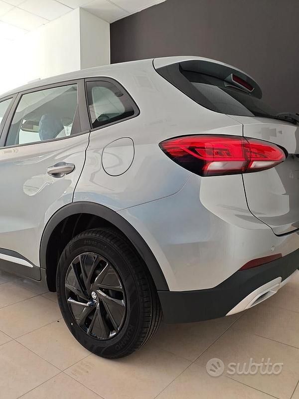 Nuova MG ZS 116 CV (85 kW) 2025 Grigio Berlina
