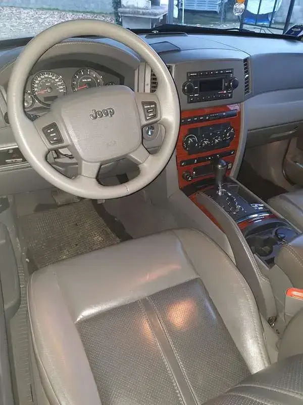 Usata Jeep Grand Cherokee Overland 218 CV (160 kW) 2007 SUV