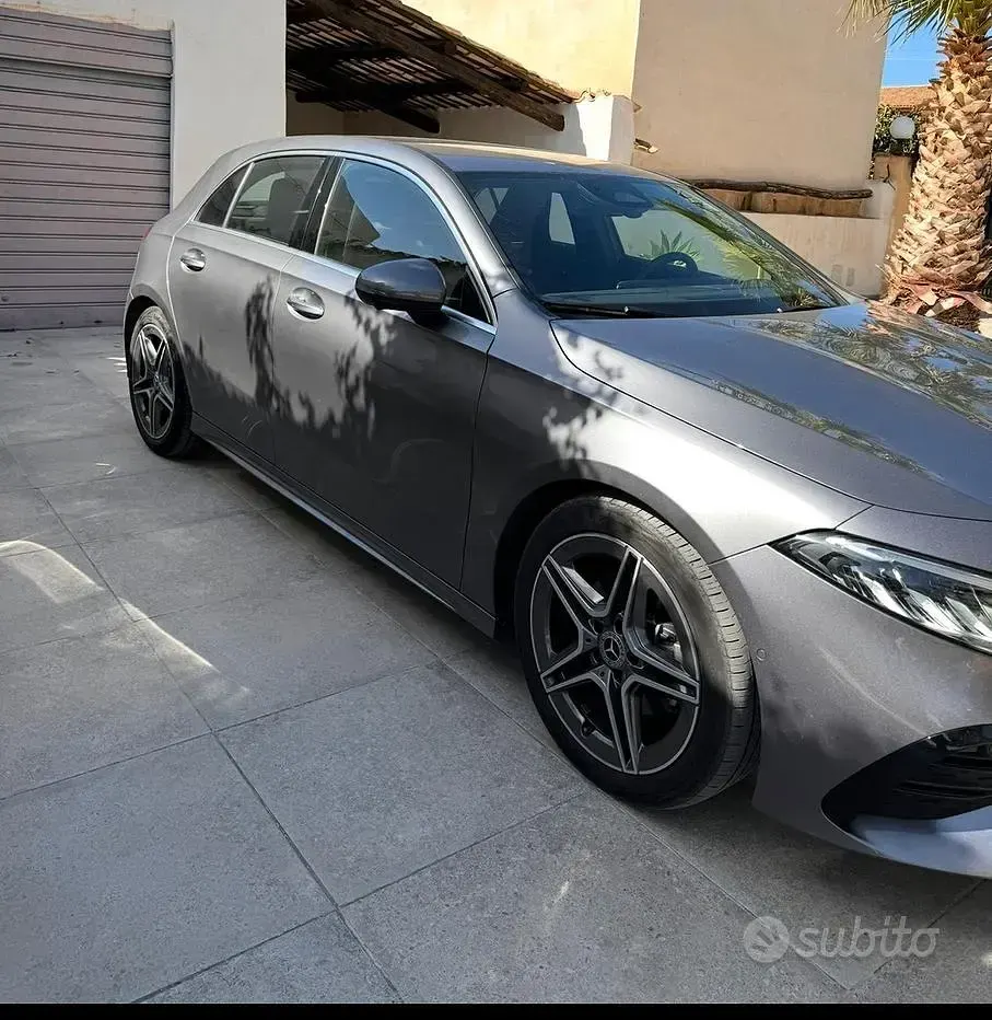 Usata Mercedes A200 AMG Line Premium Plus 163 CV (119 kW) 2023 Berlina