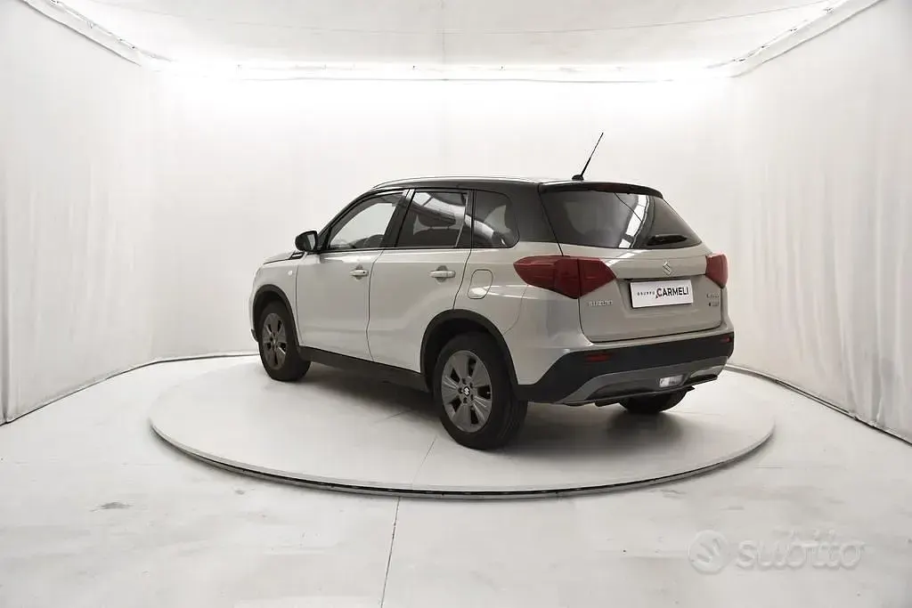 Usata Suzuki Vitara Cool 129 CV (94 kW) 2024 Grigio SUV