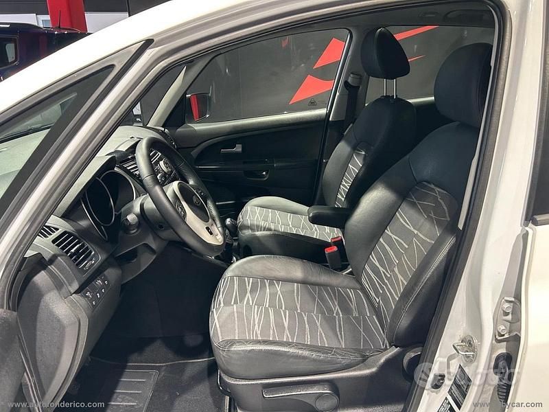 Usata Kia Venga 2010 Bianco Utilitaria