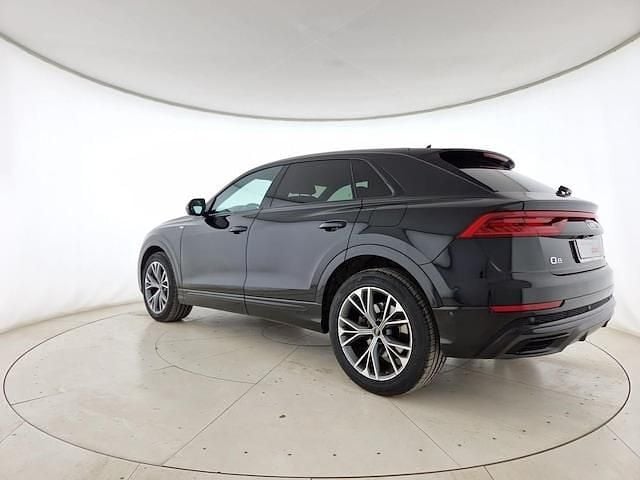 Usata Audi Q8 Ambiente 340 CV (250 kW) 2022 Nero mythos metallizzato SUV
