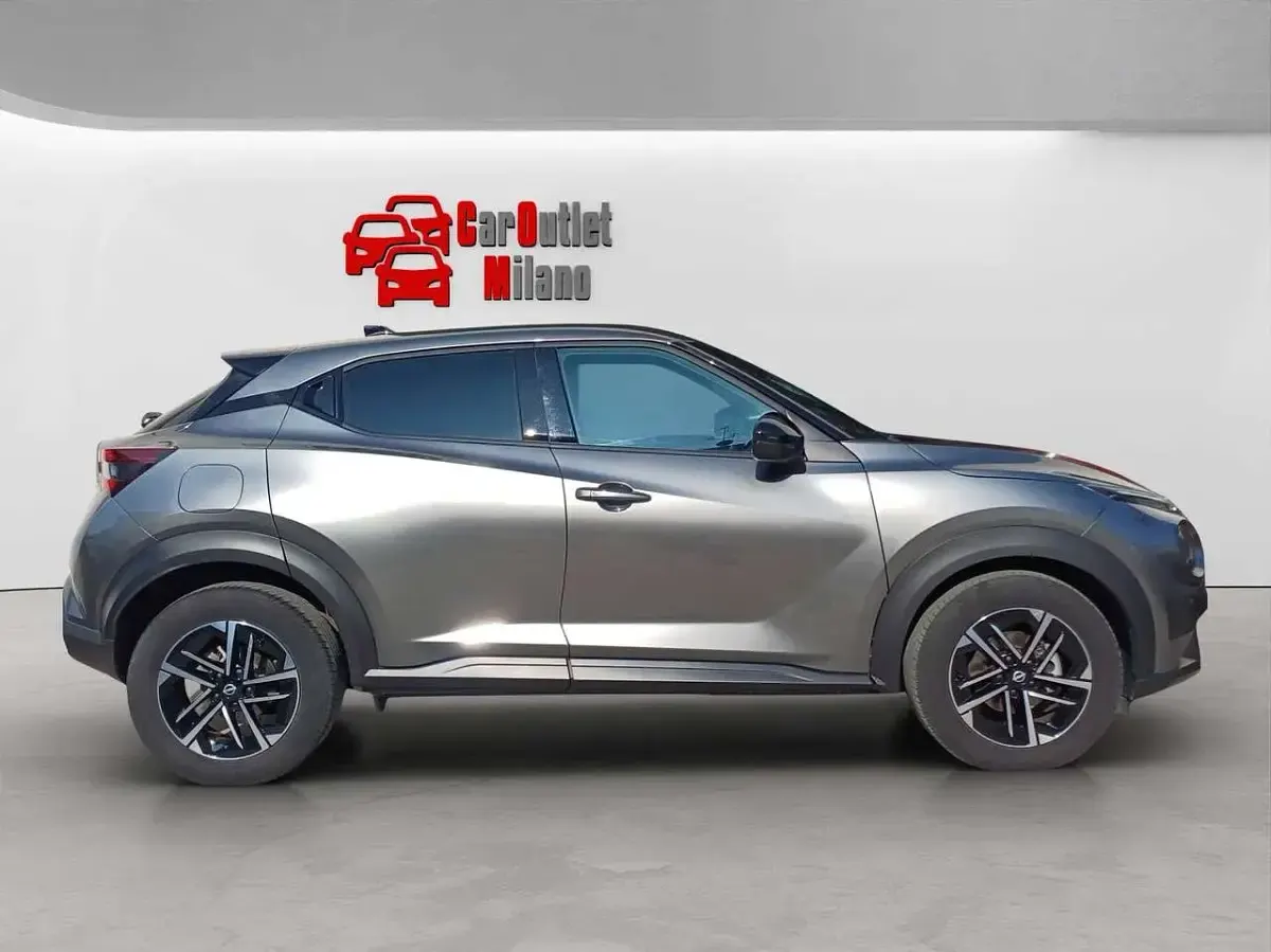 Usata Nissan Juke N-Connecta 114 CV (83 kW) 2025 Ceramic grey SUV