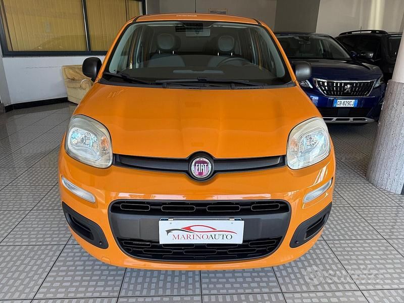Arancione Usata 2017 Fiat Panda Lounge Berlina | 5990 € (Ottimo prezzo) - Immagine 1/4