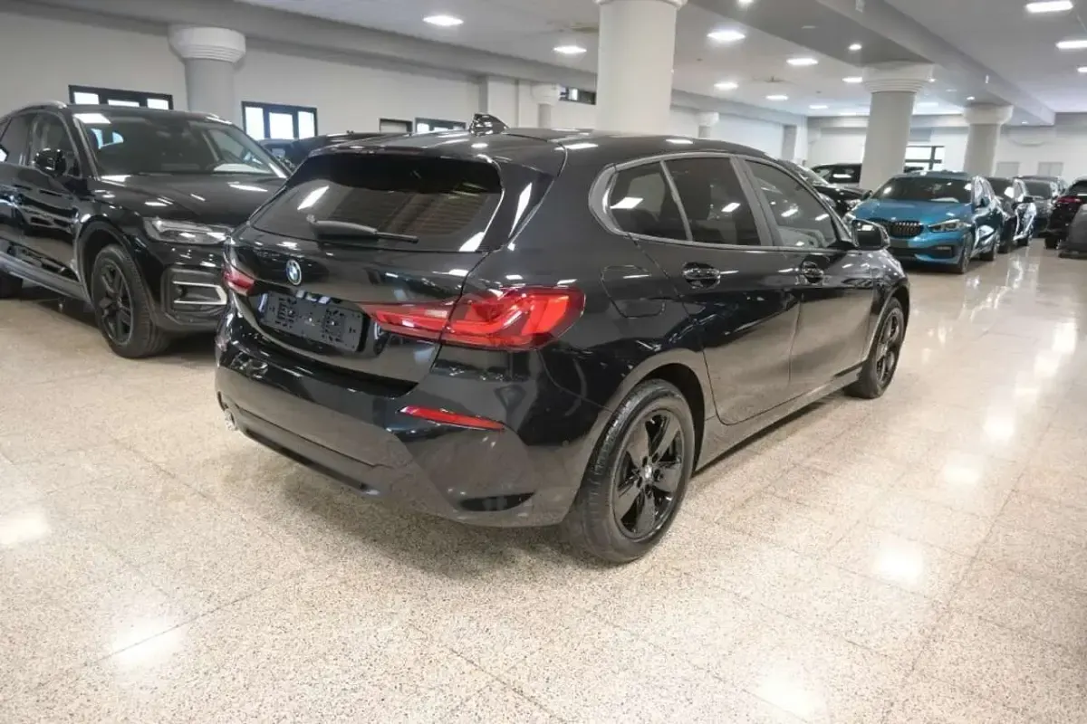 Usata BMW 116 Advantage 116 CV (85 kW) 2023 Nero Utilitaria