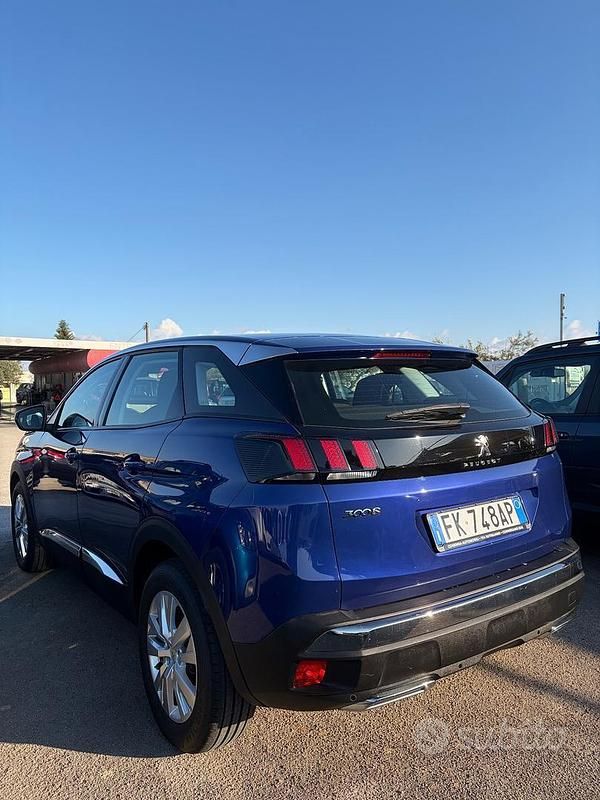 Usata Peugeot 3008 GT-line 119 CV (87 kW) 2017 Blu SUV