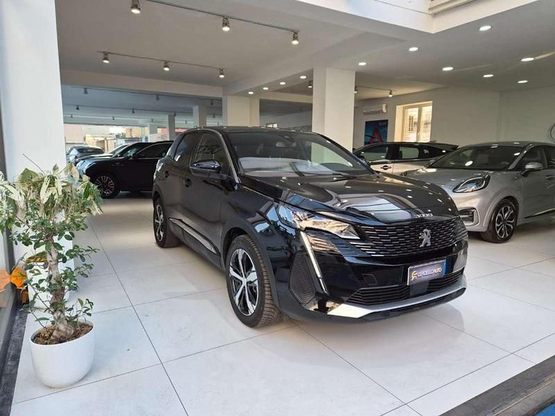 Usata Peugeot 3008 Allure 131 CV (96 kW) 2024 Nero metallizzato SUV