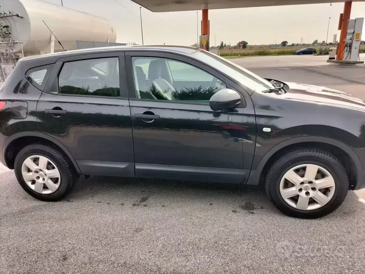 Usata Nissan Qashqai 106 CV (77 kW) 2008 Nero SUV