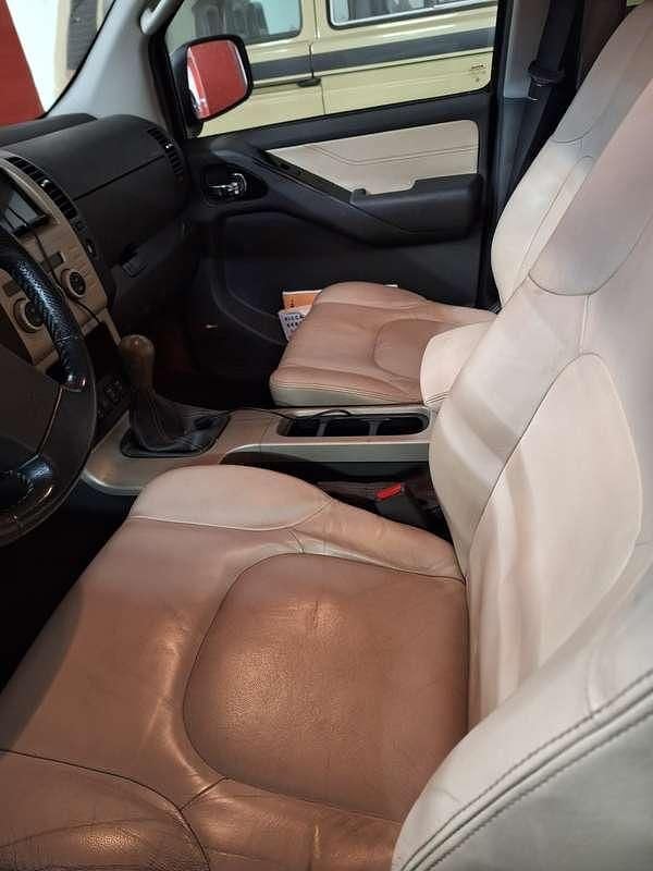 Usata Nissan Pathfinder Platinum 171 CV (125 kW) 2009 Marrone SUV