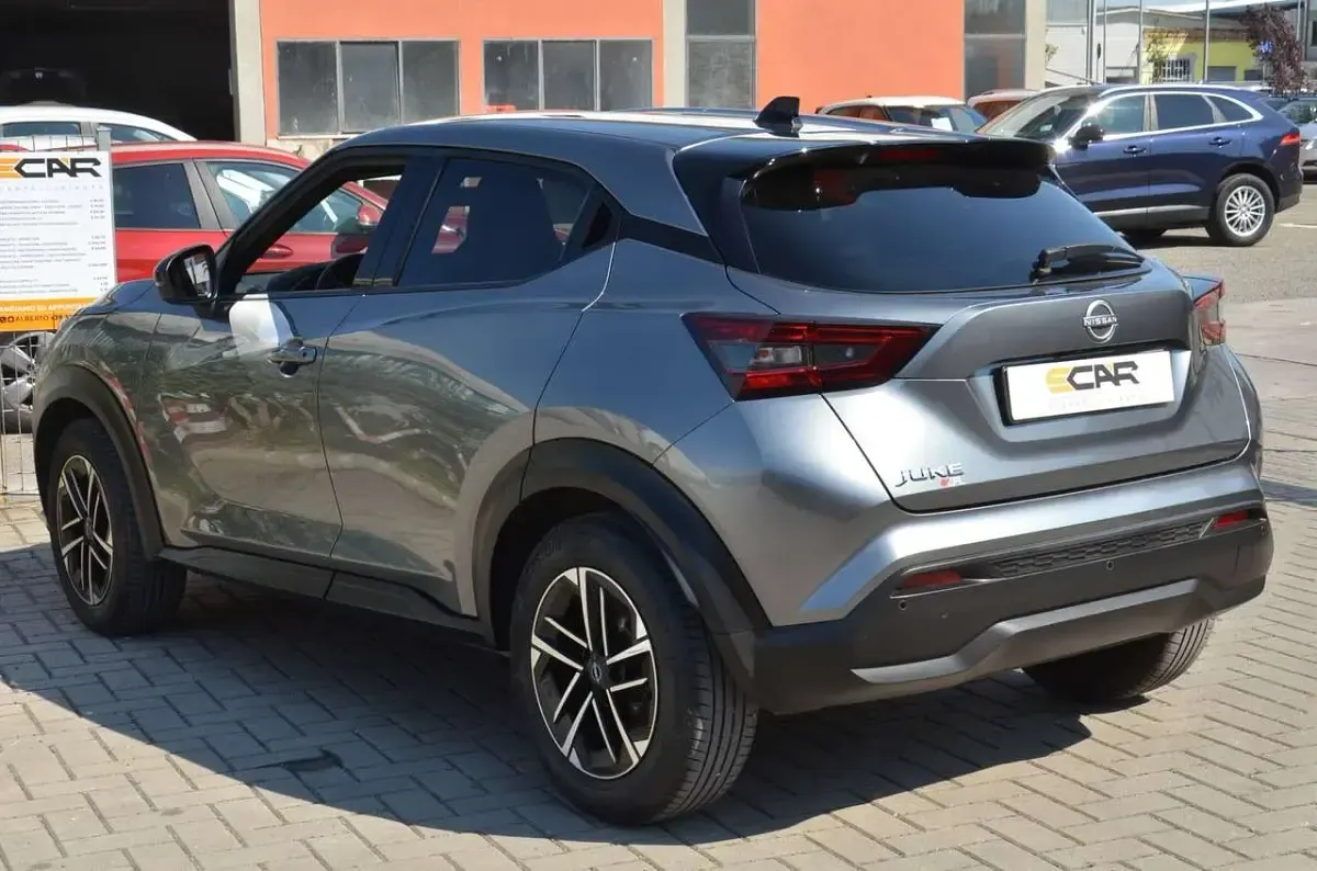 Usata Nissan Juke N-Connecta 114 CV (83 kW) 2024 Grigio SUV