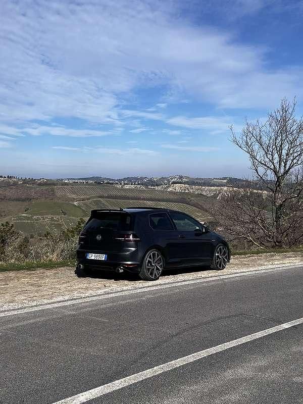 Usata VW Golf VII Business 265 CV (194 kW) 2017 Berlina