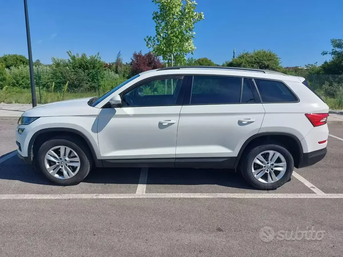 Second-hand Skoda Kodiaq Ambition 150 CP (110 kW) 2021 Alb SUV