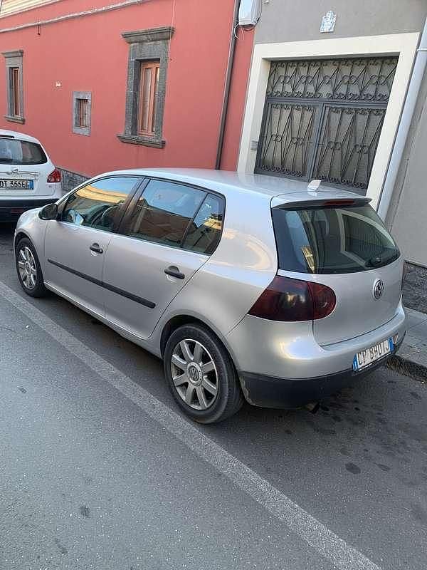 Usata VW Golf IV Comfortline 105 CV (77 kW) 2004 Grigio Berlina
