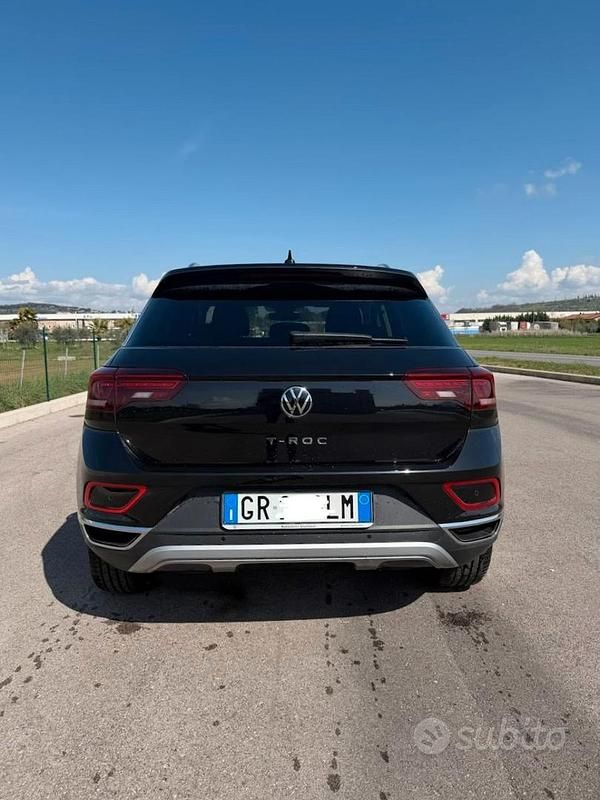 Usata VW T-Roc Style 150 CV (110 kW) 2023 Nero SUV