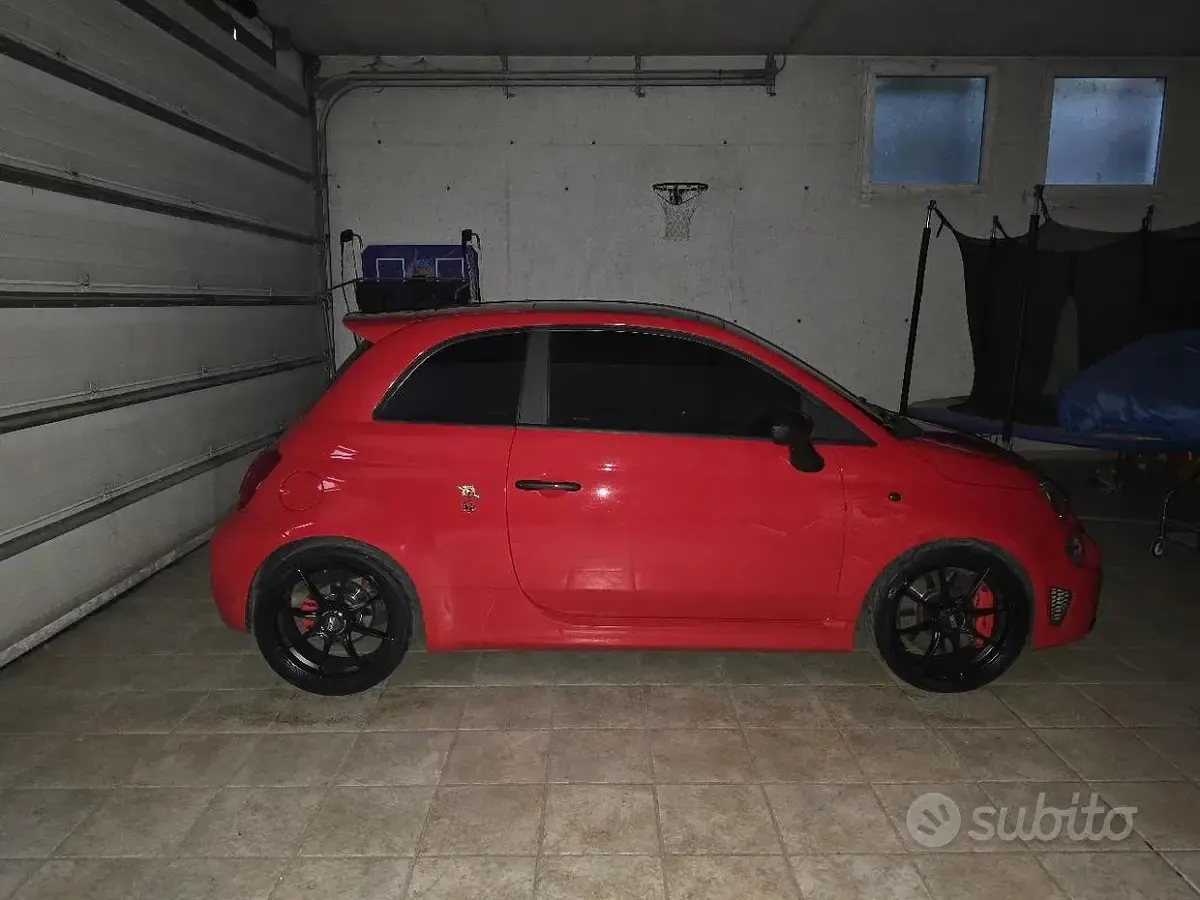 Usata Abarth 500 165 CV (121 kW) 2021 Rosso Berlina